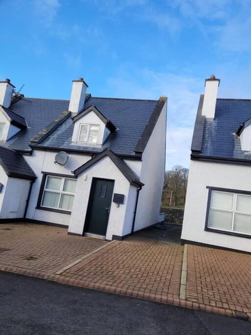 Cottage By The Sea Greencastle Greencastle  Exterior photo